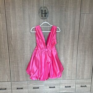 Mable Wrenley Bow Detail Bubble Hem Mini‎ Dress